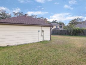 1422 Shillington Drive, Katy TX 77450