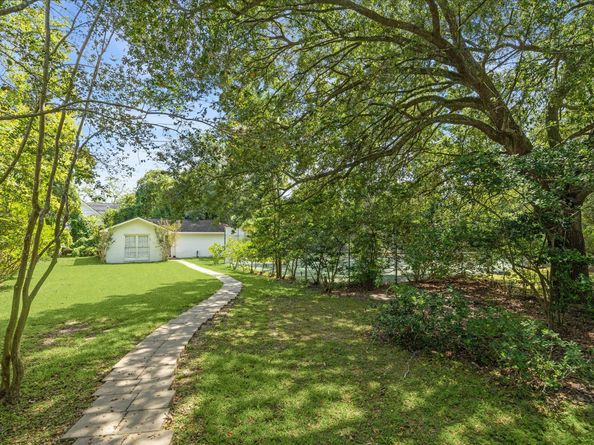 302 Timberwilde Lane, Houston TX 77024