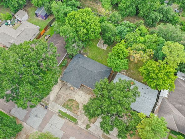 11703 Segrest Drive, Houston TX 77047