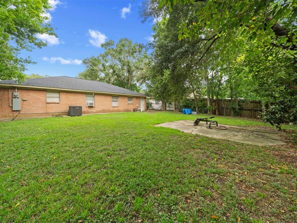 11703 Segrest Drive, Houston TX 77047