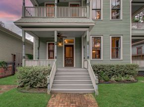 2010 Lubbock Street, Houston TX 77007