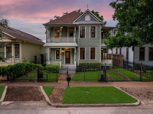 2010 Lubbock Street, Houston TX 77007