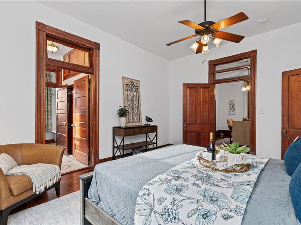 2010 Lubbock Street, Houston TX 77007