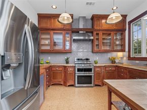 2010 Lubbock Street, Houston TX 77007