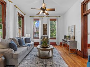 2010 Lubbock Street, Houston TX 77007