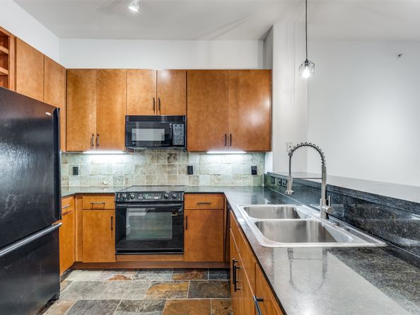 1901 Post Oak Boulevard 2220, Houston TX 77056