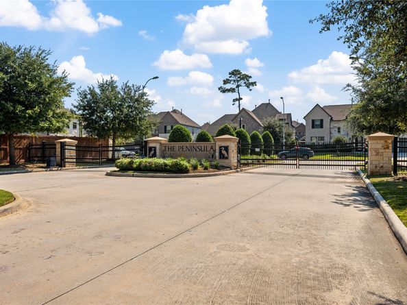 17011 Burke Lake Lane, Houston TX 77044
