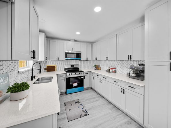 6319 Annunciation Street, Houston TX 77016