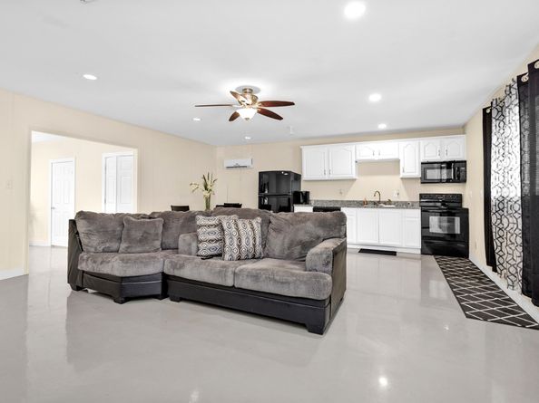 1302 Spring Creek Drive, Spring TX 77386