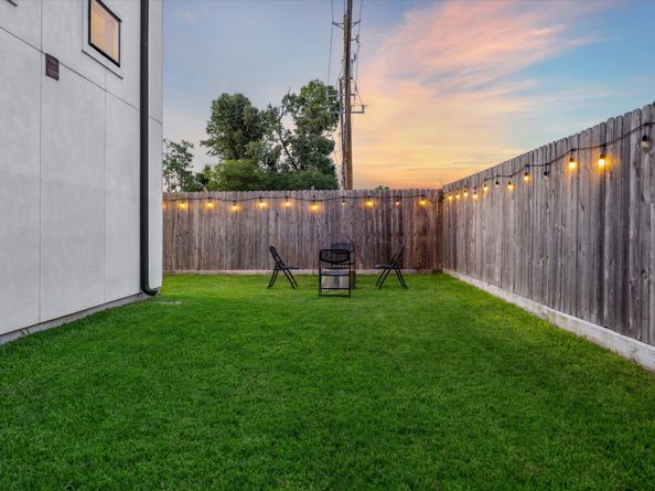 1414 Caywood Lane A, Houston TX 77055