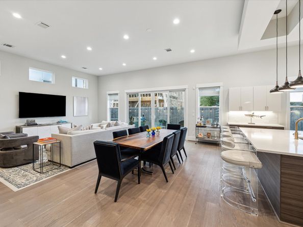 1414 Caywood Lane A, Houston TX 77055