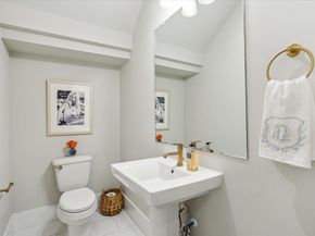 1414 Caywood Lane A, Houston TX 77055