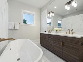 1414 Caywood Lane A, Houston TX 77055