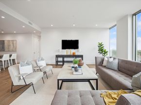 5656 San Felipe Street 701, Houston TX 77056