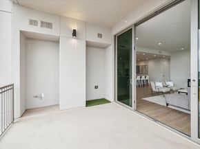 5656 San Felipe Street 701, Houston TX 77056