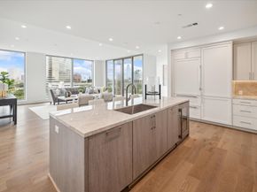 5656 San Felipe Street 701, Houston TX 77056