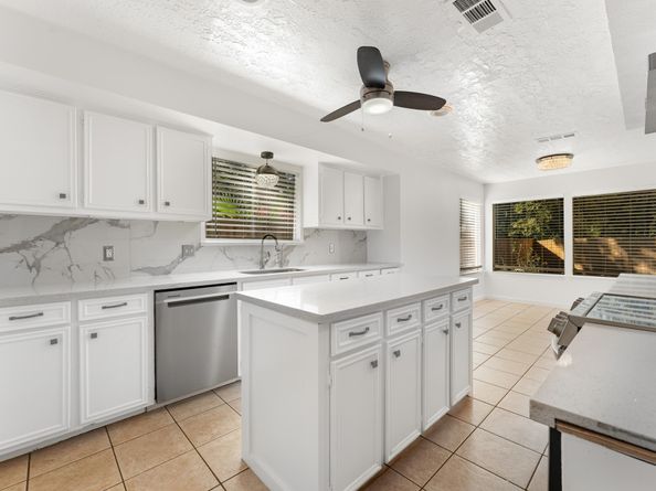 33 Crystal Lake Lane, The Woodlands TX 77380