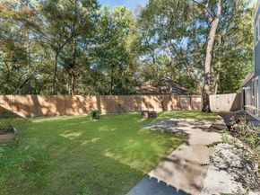 33 Crystal Lake Lane, The Woodlands TX 77380
