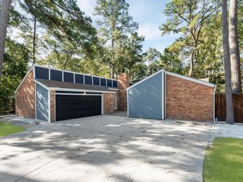 33 Crystal Lake Lane
