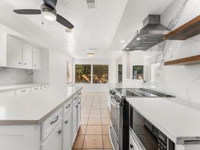 33 Crystal Lake Lane, The Woodlands TX 77380