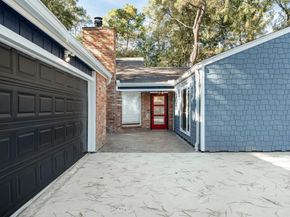 33 Crystal Lake Lane, The Woodlands TX 77380