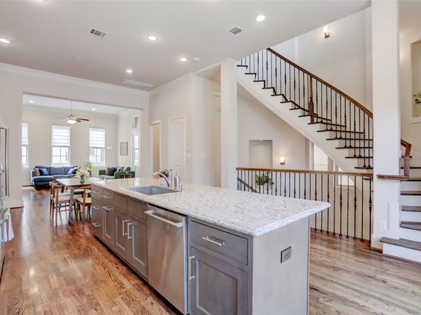 1348 W 25th Street, Houston TX 77008