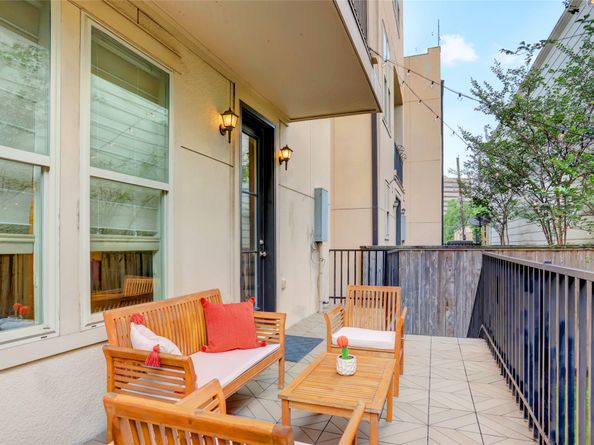 1348 W 25th Street, Houston TX 77008
