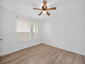 530 Branding Iron Lane, Houston TX 77060