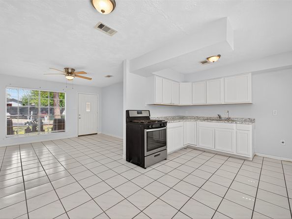 530 Branding Iron Lane, Houston TX 77060