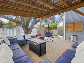 1824 Pine Cone Drive, Katy TX 77493