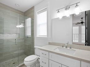 1405 Indiana Street B, Houston TX 77006