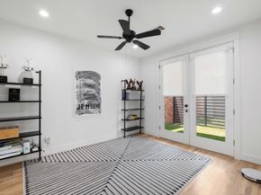 1405 Indiana Street B, Houston TX 77006