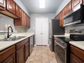 10912 Gulf Freeway 36, Houston TX 77034