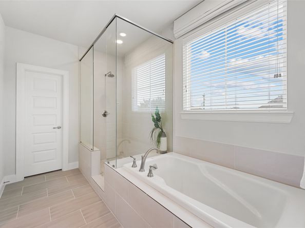 2710 Grand Fountains Drive G, Houston TX 77054