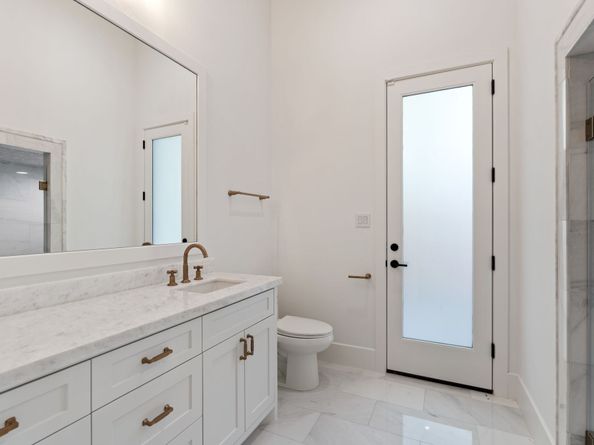 1314 Richelieu Lane, Houston TX 77018