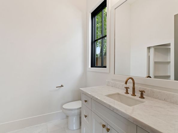 1314 Richelieu Lane, Houston TX 77018