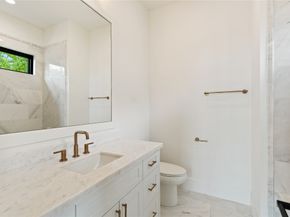 1314 Richelieu Lane, Houston TX 77018