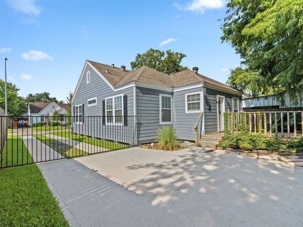 5537 Lawson Street, Houston TX 77023