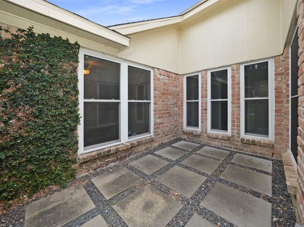 11502 Conestoga Lane Court, Houston TX 77066