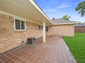 11502 Conestoga Lane Court, Houston TX 77066