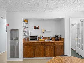 6910 Winton Street, Houston TX 77021