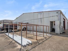 6910 Winton Street, Houston TX 77021