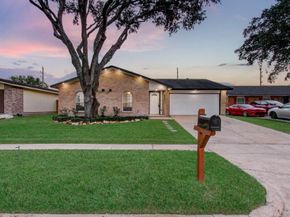 16723 Great Glen Drive, Houston TX 77084