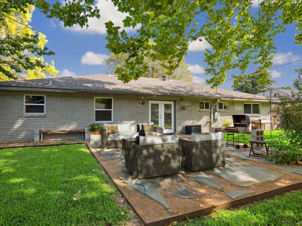 5743 Ettrick Drive, Houston TX 77035