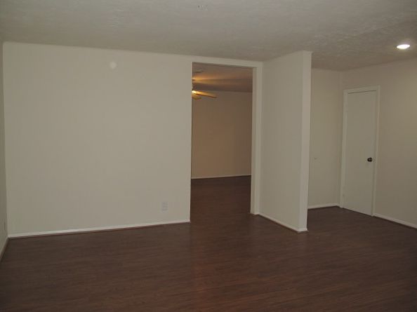 10054 Haddington Drive, Houston TX 77080