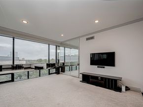 1111 Hermann Drive 6E, Houston TX 77004