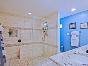 2103 Woodvine Drive, Houston TX 77055