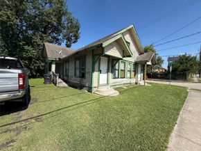 1109 N Cesar Chavez Boulevard, Houston TX 77011