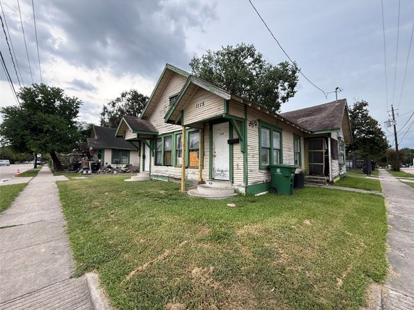 1109 N Cesar Chavez Boulevard, Houston TX 77011