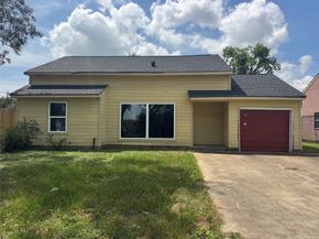 3838 Daphne Street, Houston TX 77021